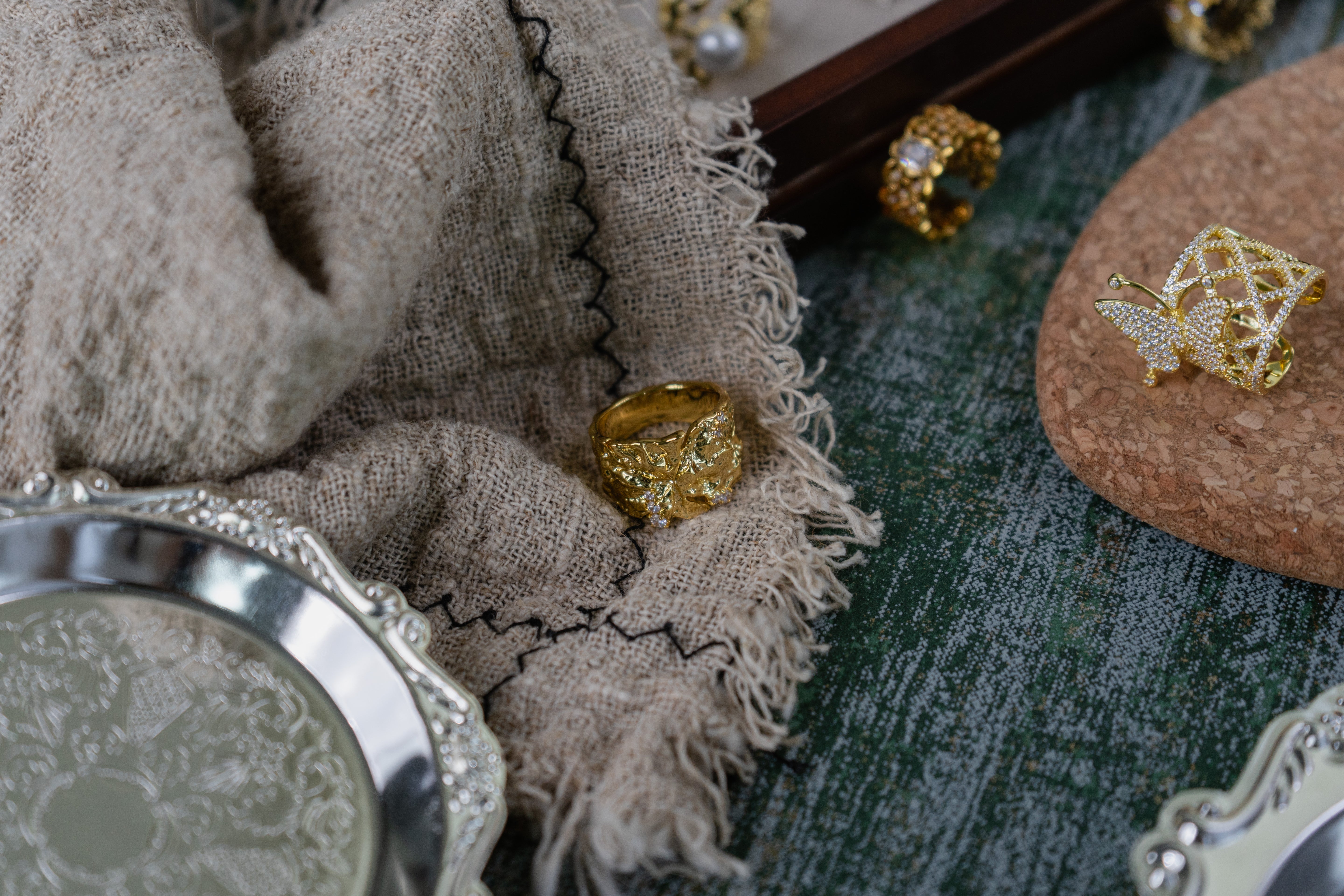 Rock Form Ring in Gold-Plated Brass - BE FRUITFUL