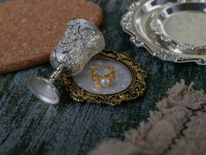 Seaweed Bloom Ring in Gold-Plated Brass - BE FRUITFUL