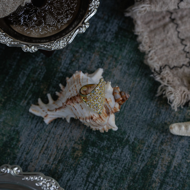 Golden Leaf Ring in Gold-Plated Brass - BE FRUITFUL