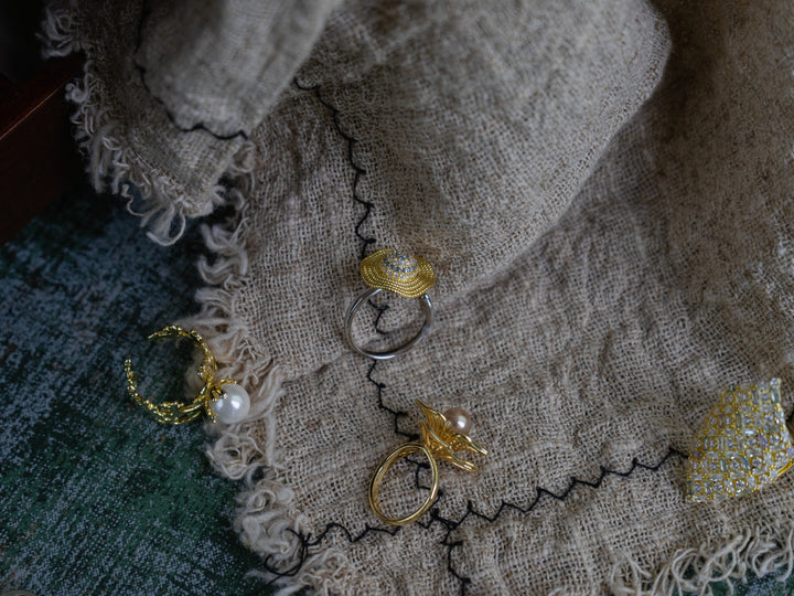 Lively Spin Ring in Gold-Plated Brass - BE FRUITFUL