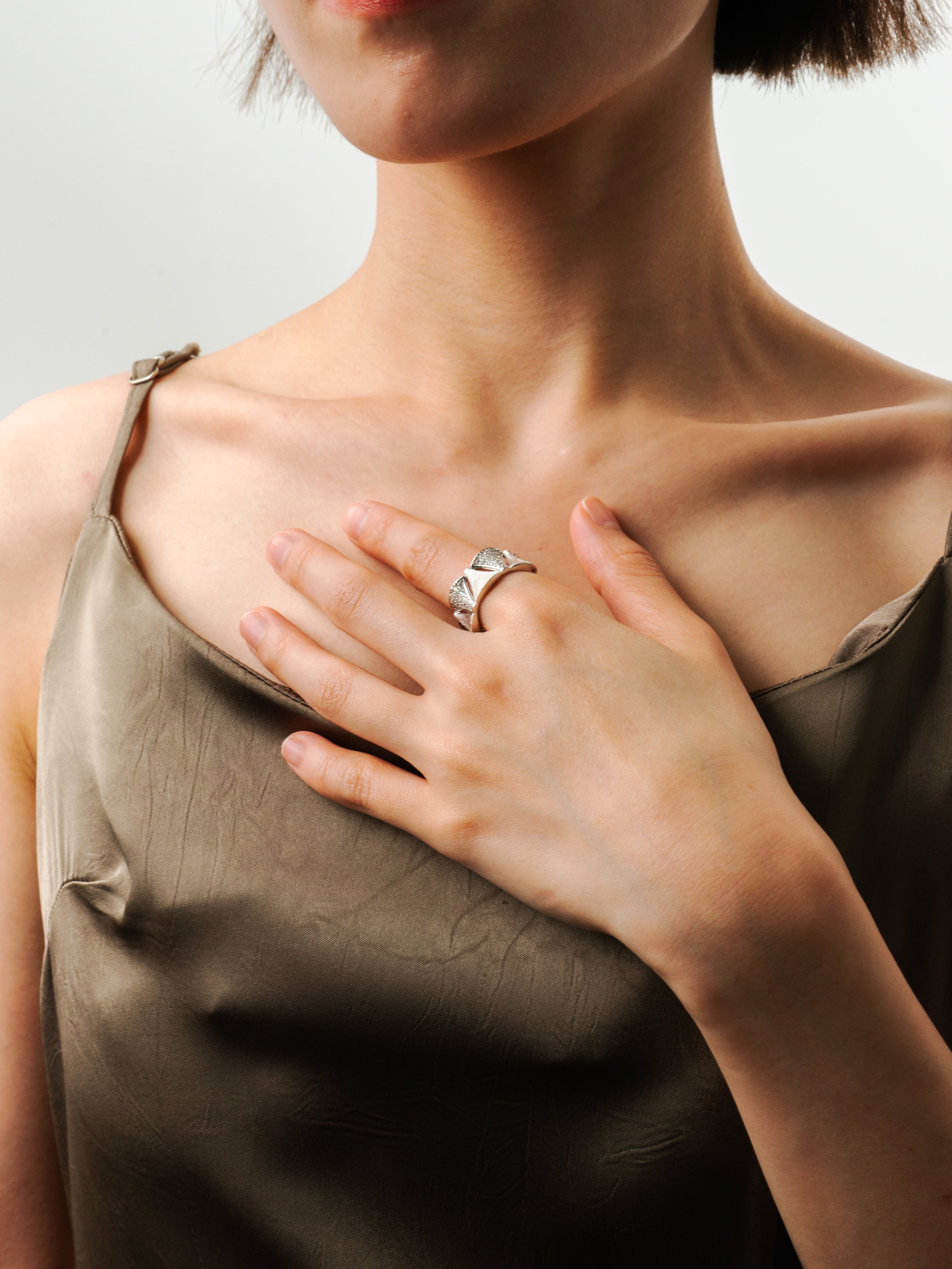 Exquisite Lattice Ring – BE FRUITFUL