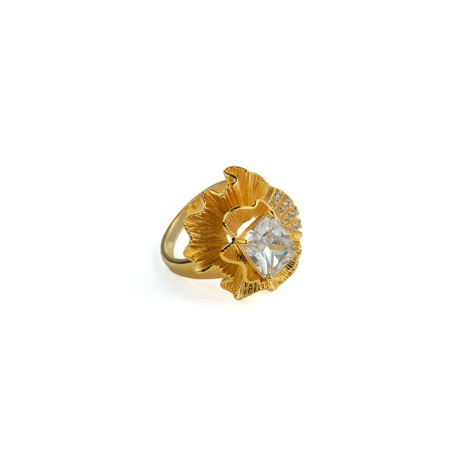 Petal Halo Ring in Gold-Plated Brass - BE FRUITFUL
