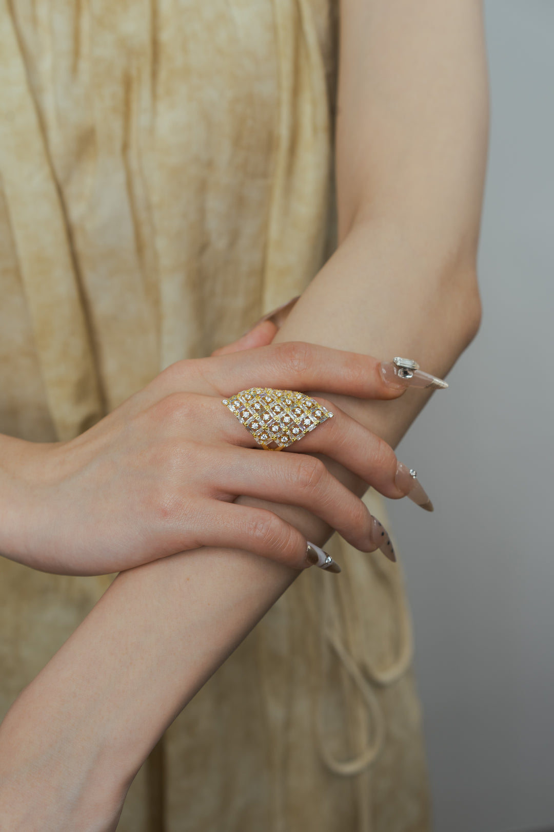 Golden Leaf Ring in Gold-Plated Brass - BE FRUITFUL
