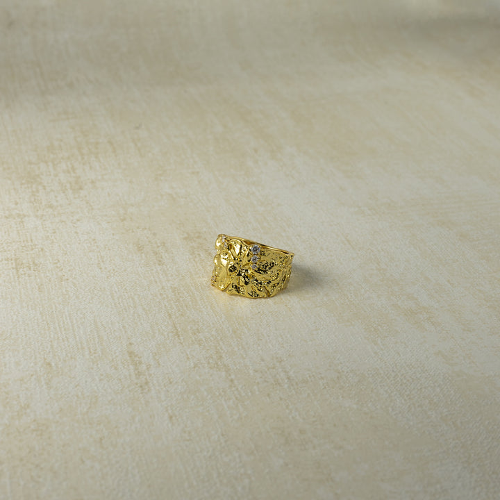 Rock Form Ring in Gold-Plated Brass - BE FRUITFUL