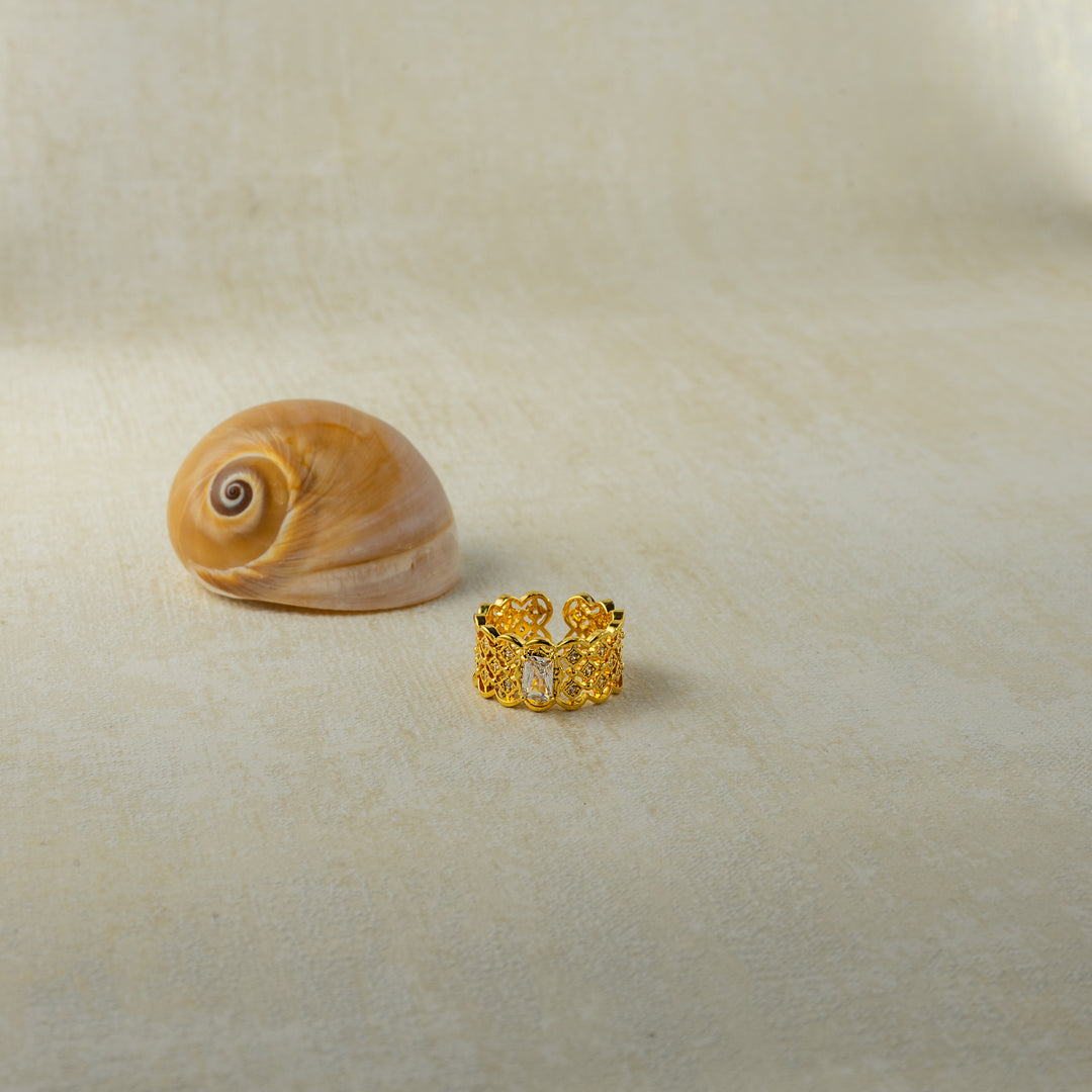 Secret Bloom Ring in Gold-Plated Brass - BE FRUITFUL